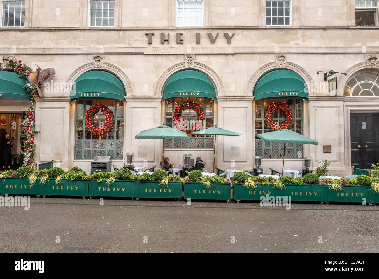Brighton, December 4th 2021: The Ivy restaurant in central Brighton Stock Photo