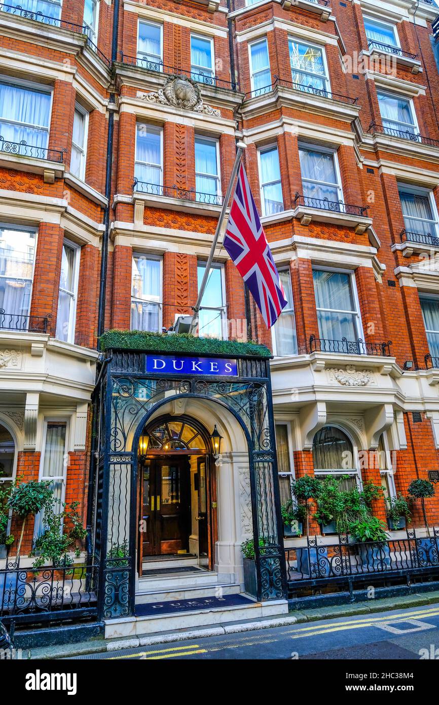 Dukes Hotel, St James Place, London SW1 Stock Photo