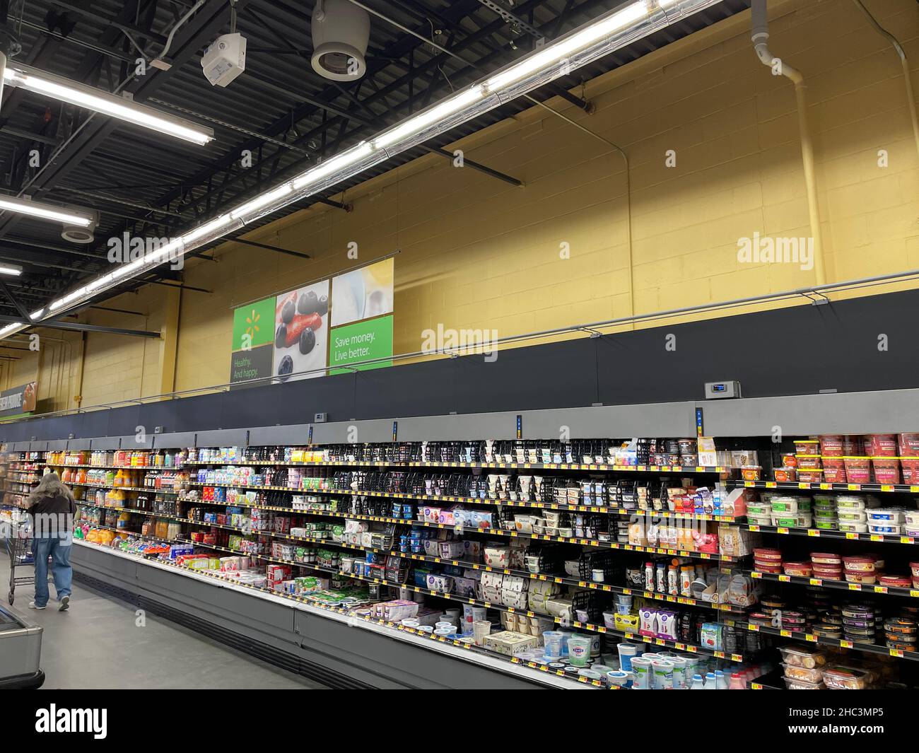 Martinez, Ga USA 12 23 21 Walmart retail grocery store interior
