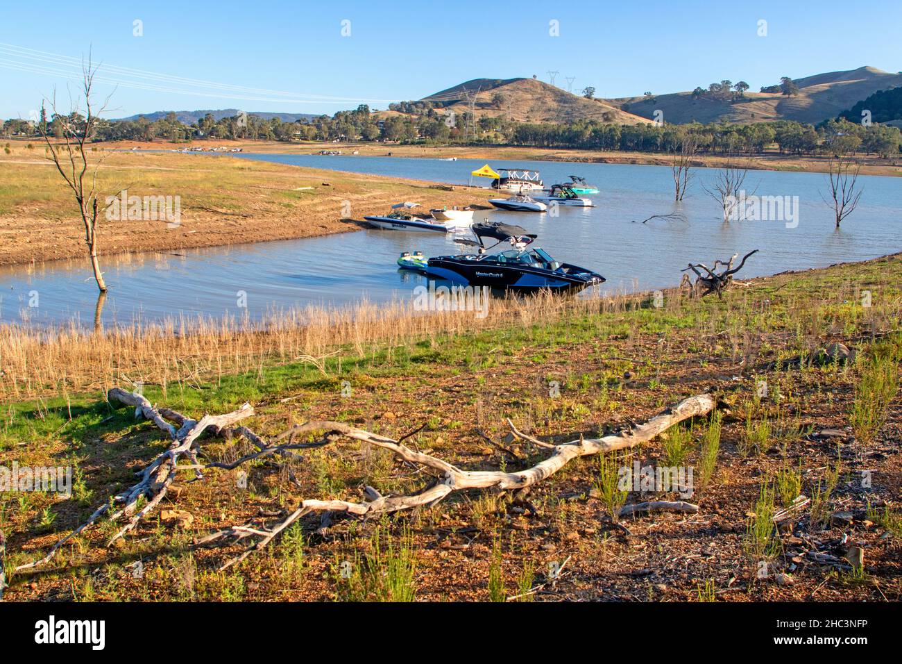 Lake Eildon at Bonnie Doon Stock Photo Alamy