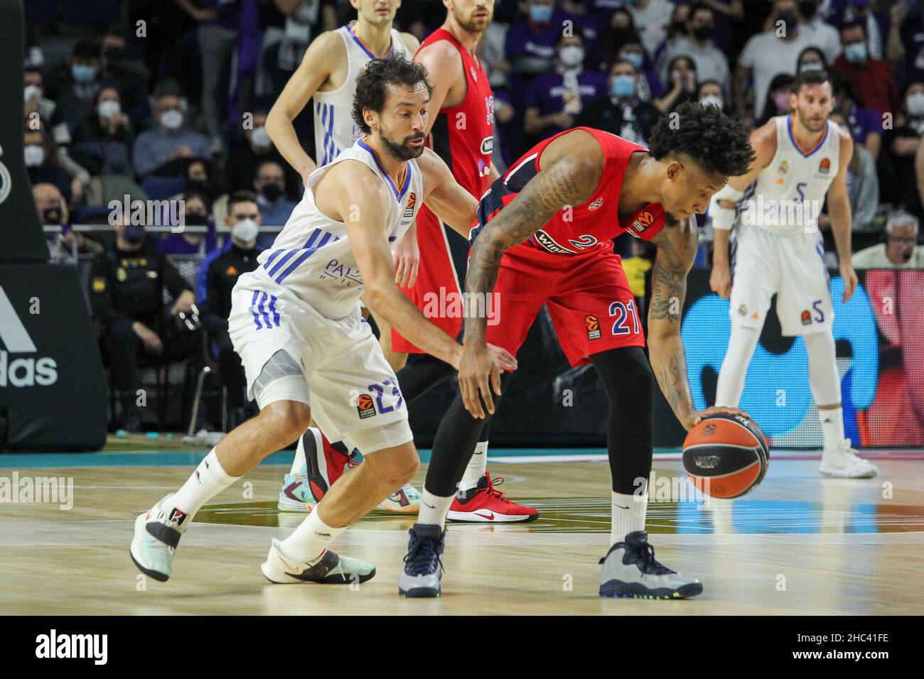 Sergio Llull Melia of Real Madrid and Will Clyburn of CSKA Moscow during the Turkish Airlines Euroleague basketball match between Real Madrid and CSKA Moscow on December 23, 2021 at Wizink Center in Madrid, Spain - Photo:  Irh/DPPI/LiveMedia Stock Photo
