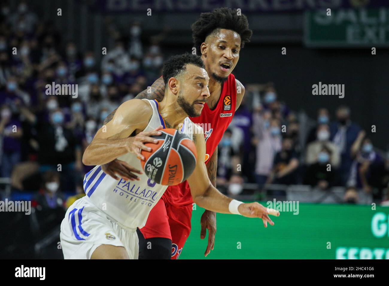 Williams-Goss of Real Madrid and Will Clyburn of CSKA Moscow during the Turkish Airlines Euroleague basketball match between Real Madrid and CSKA Moscow on December 23, 2021 at Wizink Center in Madrid, Spain - Photo:  Irh/DPPI/LiveMedia Stock Photo