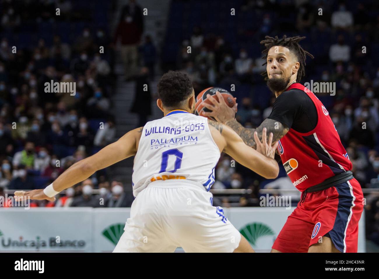 Madrid, Madrid, Spain. 23rd Dec, 2021. Nigel Williams-Goss (L) and Daniel  Hackett (R) during Real Madrid victory over CSKA Moscow (71 - 65) in  Turkish Airlines Euroleague regular season (round 17) celebrated