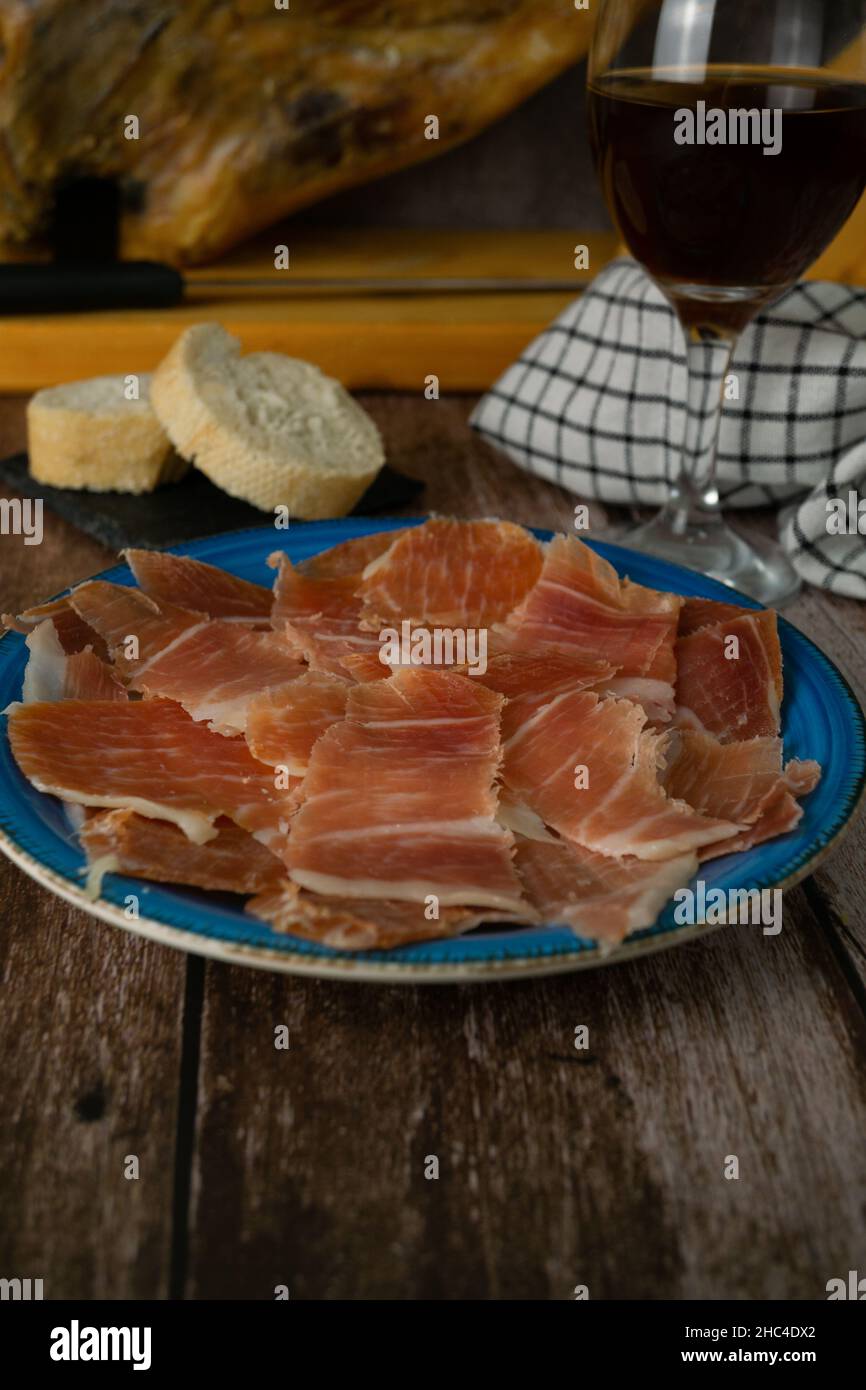 Patanegra prosciutto, luxury Ham from Spain Stock Photo - Alamy