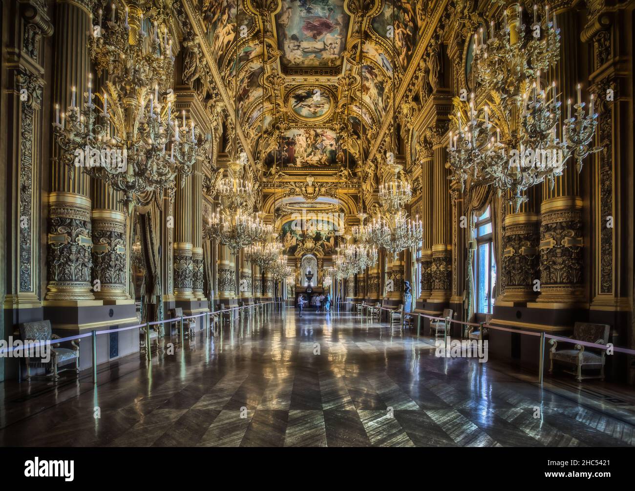 Grand hallway hi-res stock photography and images - Alamy