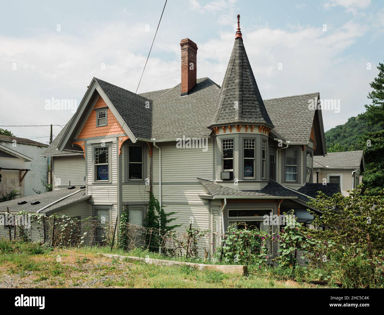 Historic house in Hinton, West Virginia Stock Photo Alamy