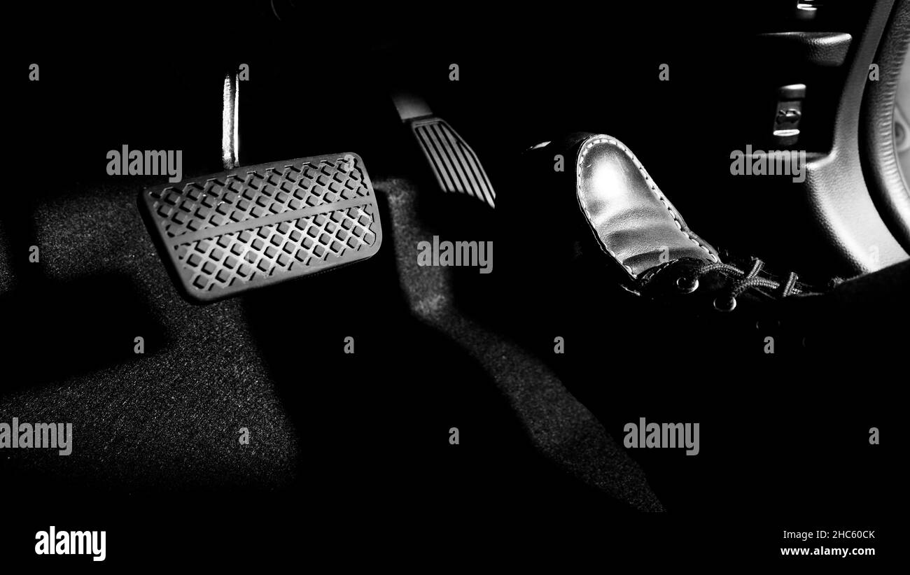 Pushing car Black and White Stock Photos & Images - Alamy