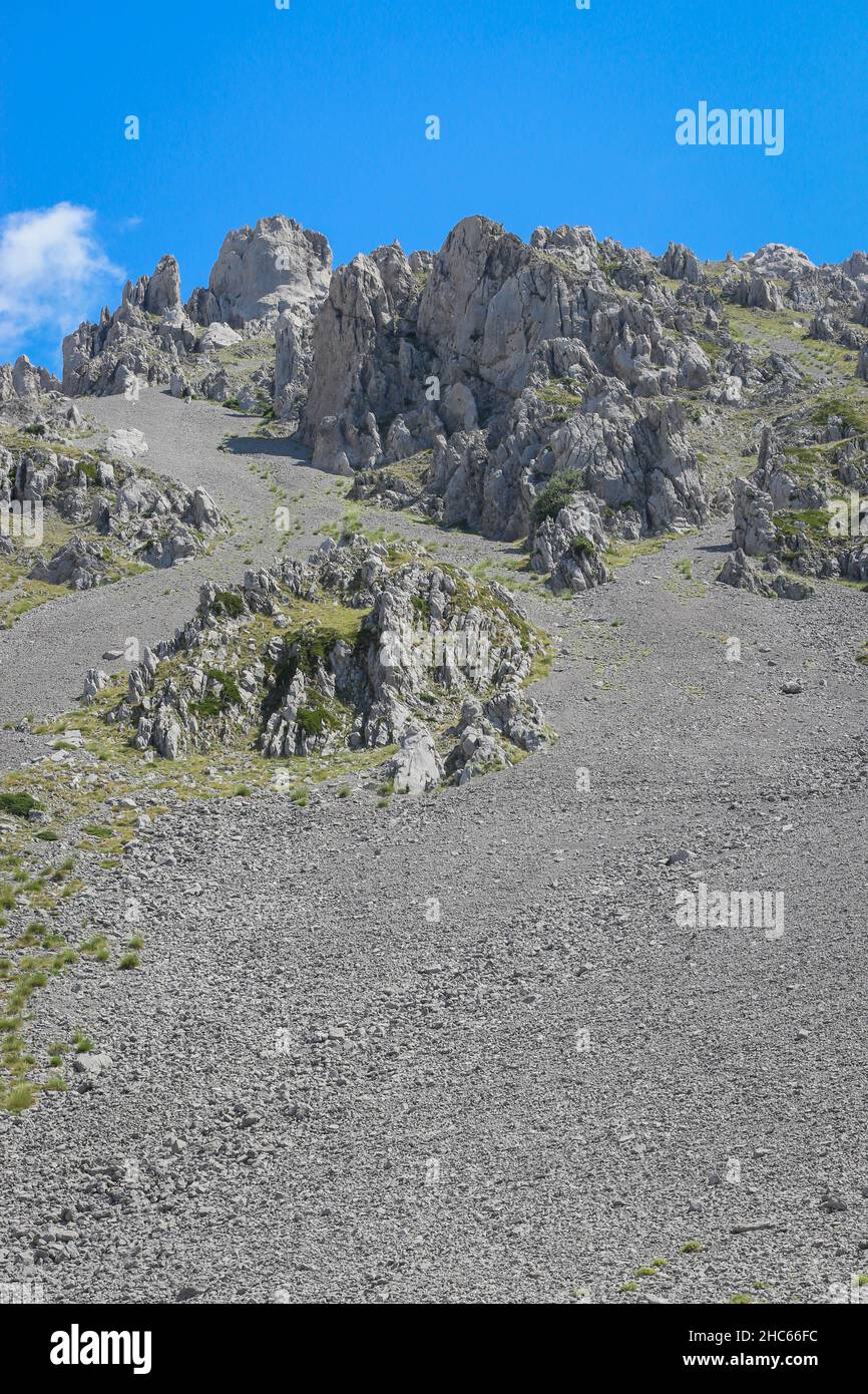 Loose stones hi-res stock photography and images - Alamy