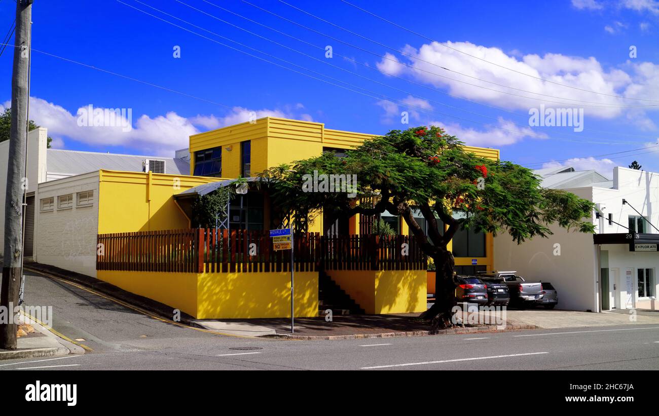 Yellow art deco building in Fortitude Valley Brisbane Stock Photo Alamy