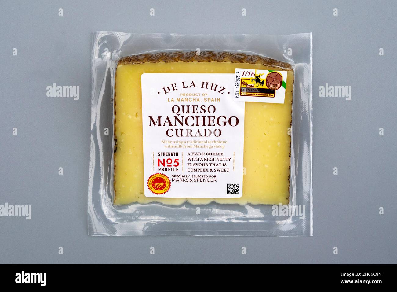 De La Huz Manchego Curado cheese Stock Photo