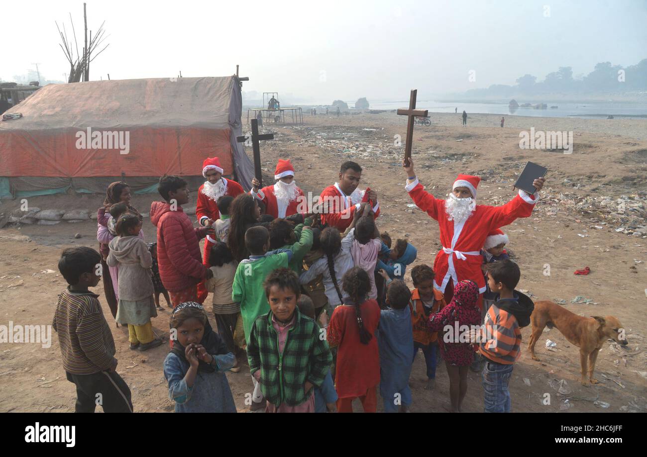 Santa claus society hi-res stock photography and images - Alamy