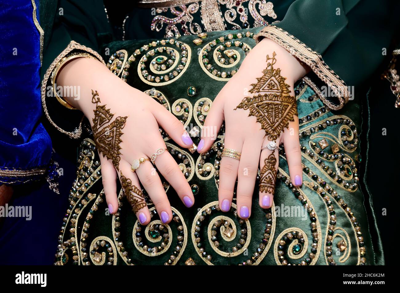 Morocco henna ceremony moroccan bride hi-res stock photography and