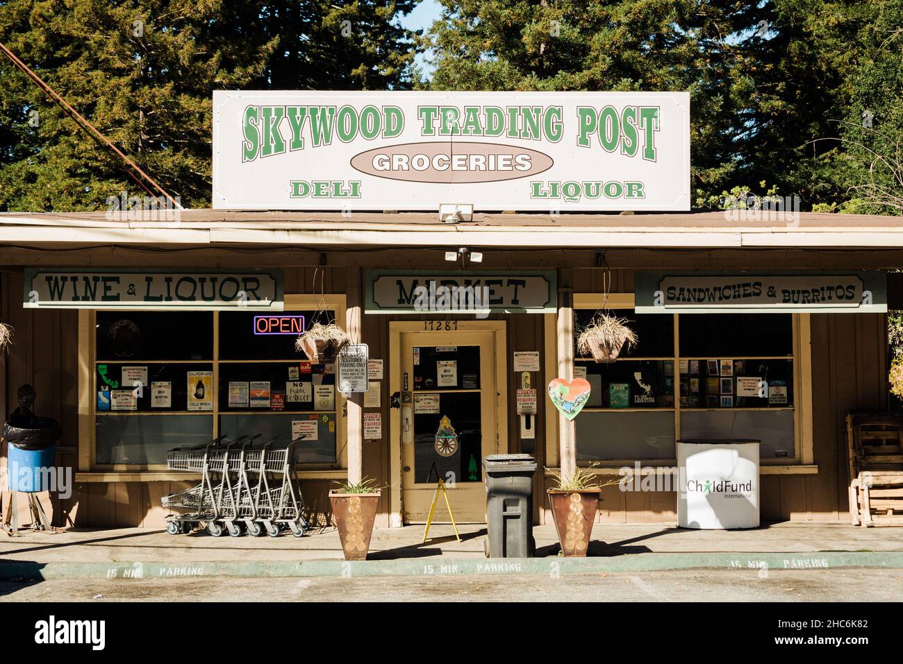 Skywood trading post hi-res stock photography and images - Alamy