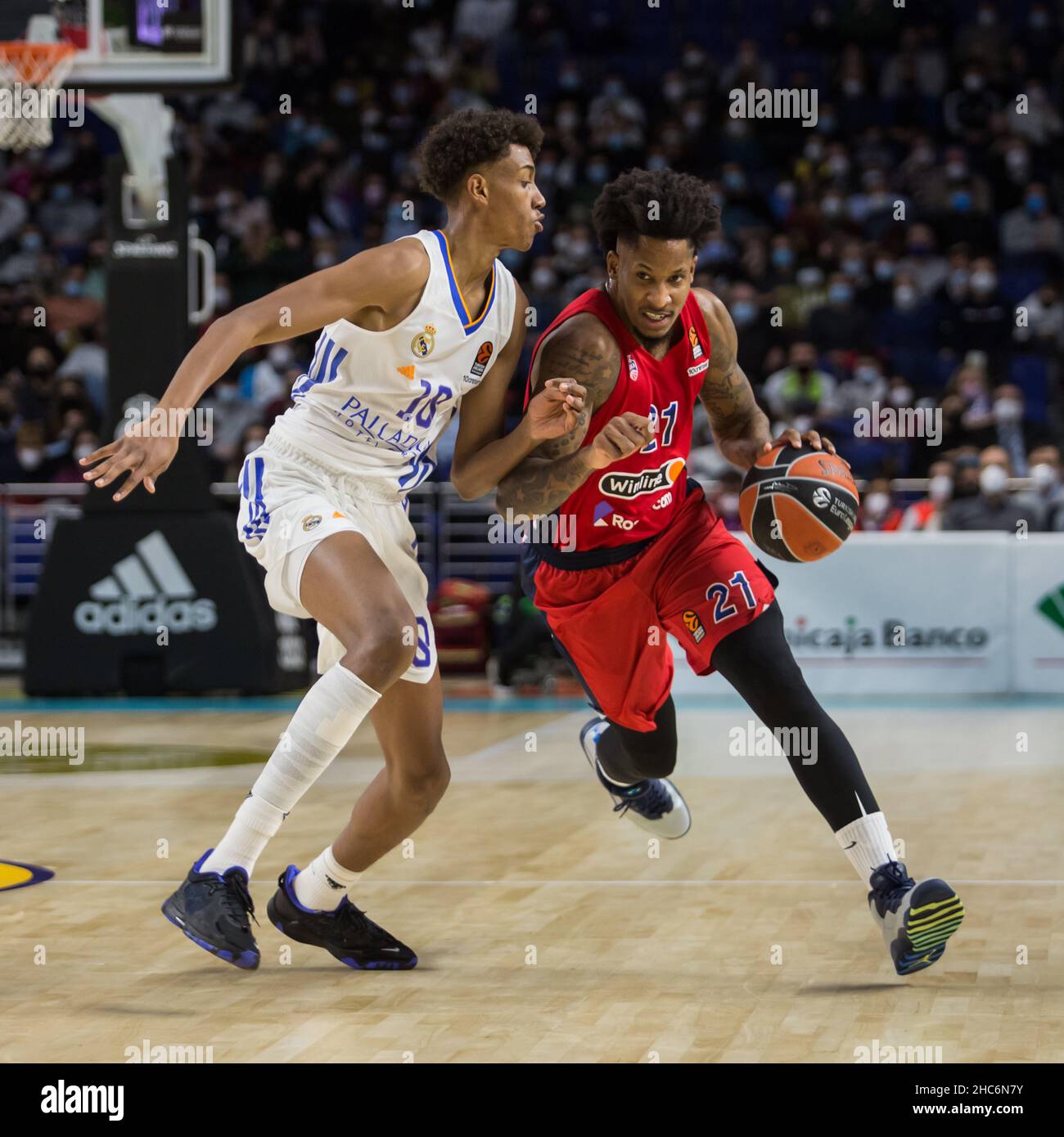Madrid, Spain. 23rd Dec, 2021. Baba Miller (L) and Will Clyburn (R) during Real Madrid victory over CSKA Moscow (71 - 65) in Turkish Airlines Euroleague regular season (round 17) celebrated in Madrid (Spain) at Wizink Center. December 23rd 2021. (Photo by Juan Carlos García Mate/Pacific Press/Sipa USA) Credit: Sipa USA/Alamy Live News Stock Photo