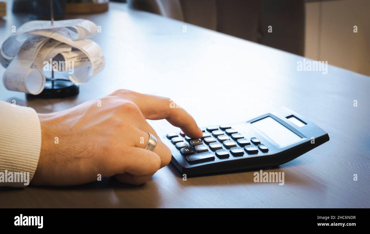 Doing transaction hi-res stock photography and images - Alamy