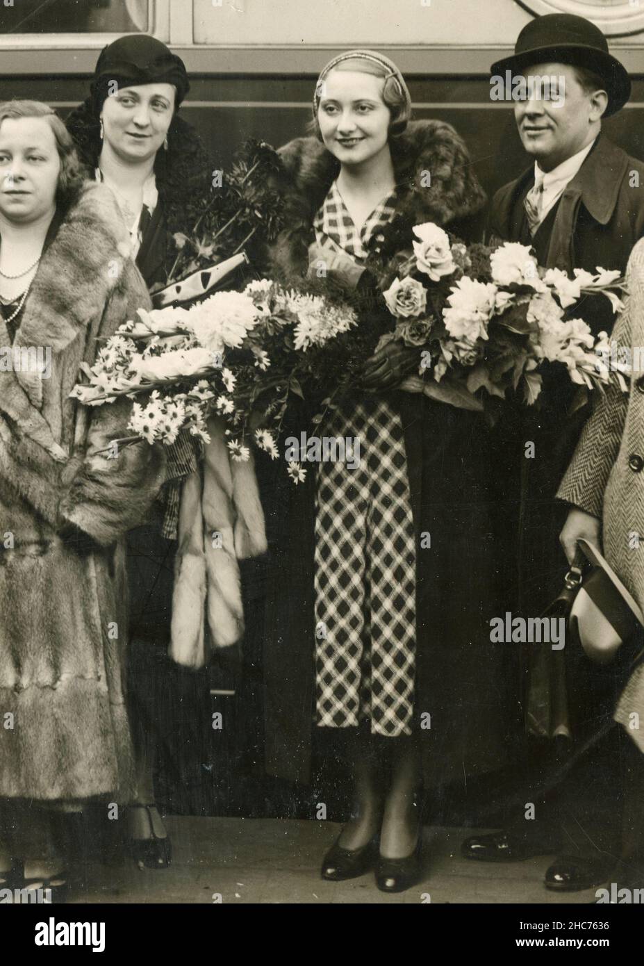 Mlle Suzanne Dandin, Miss Belgique 1931 arrives in Paris, France 1931 Stock Photo