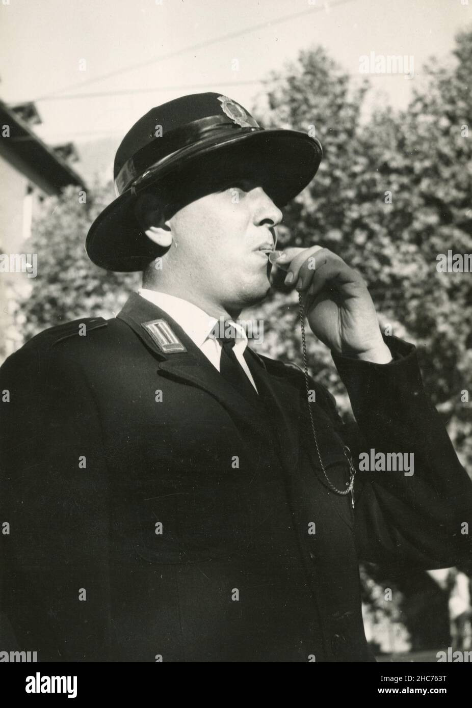 Police 1960s hi-res stock photography and images - Alamy