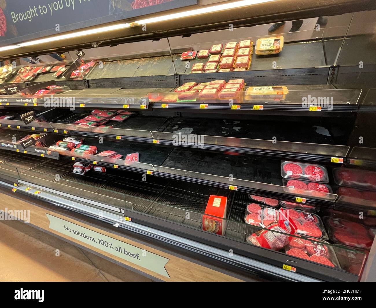 Augusta, Ga USA 12 24 21 Walmart retail grocery store interior