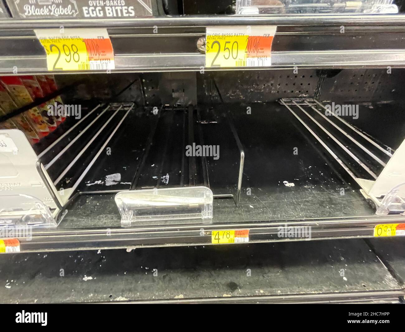 Augusta, Ga USA 12 24 21 Walmart retail grocery store interior