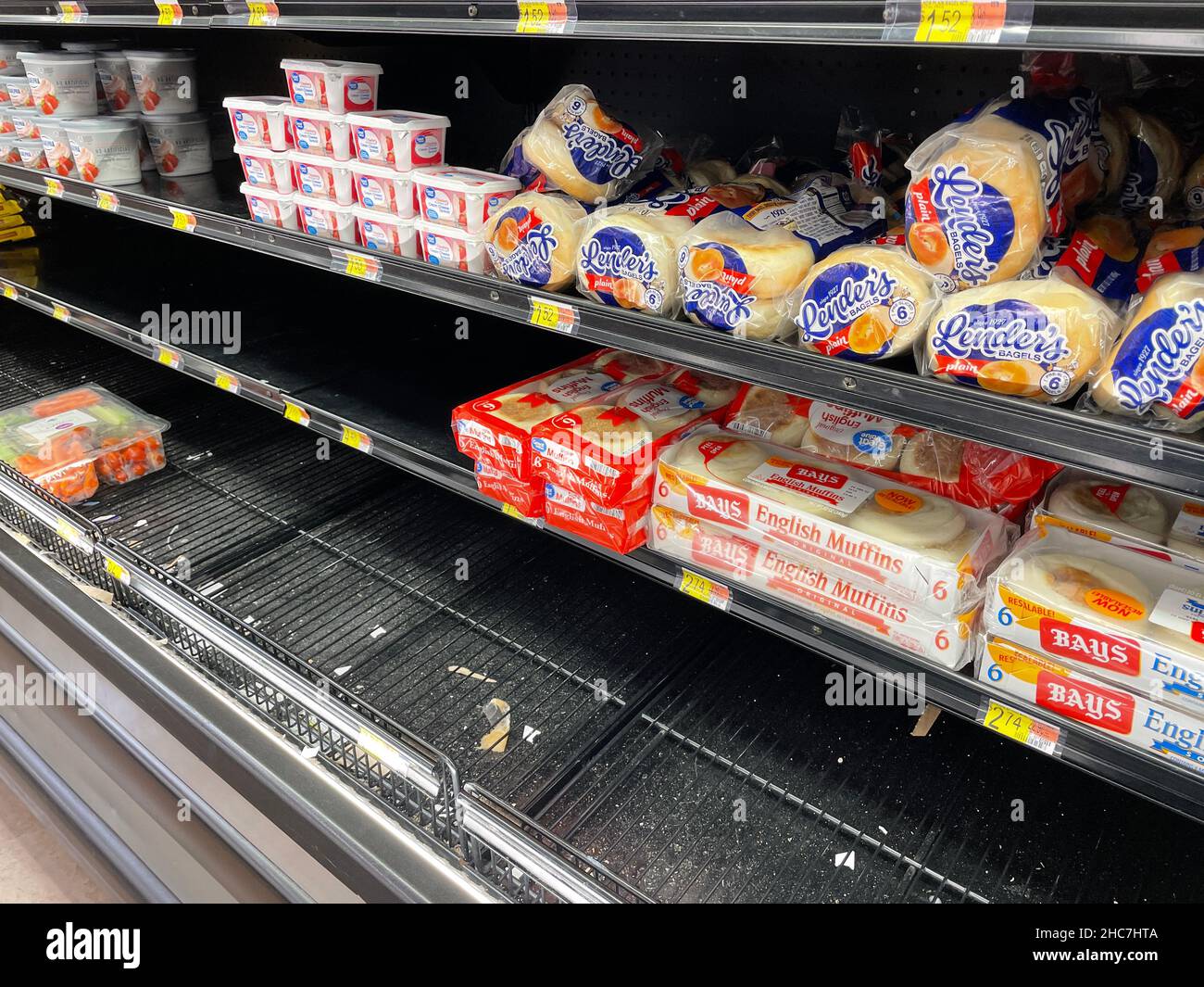 Augusta, Ga USA 12 24 21 Walmart retail grocery store interior