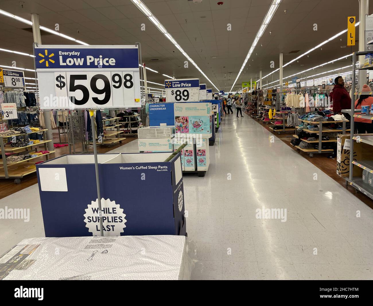 Augusta, Ga USA 12 24 21 Walmart retail grocery store interior