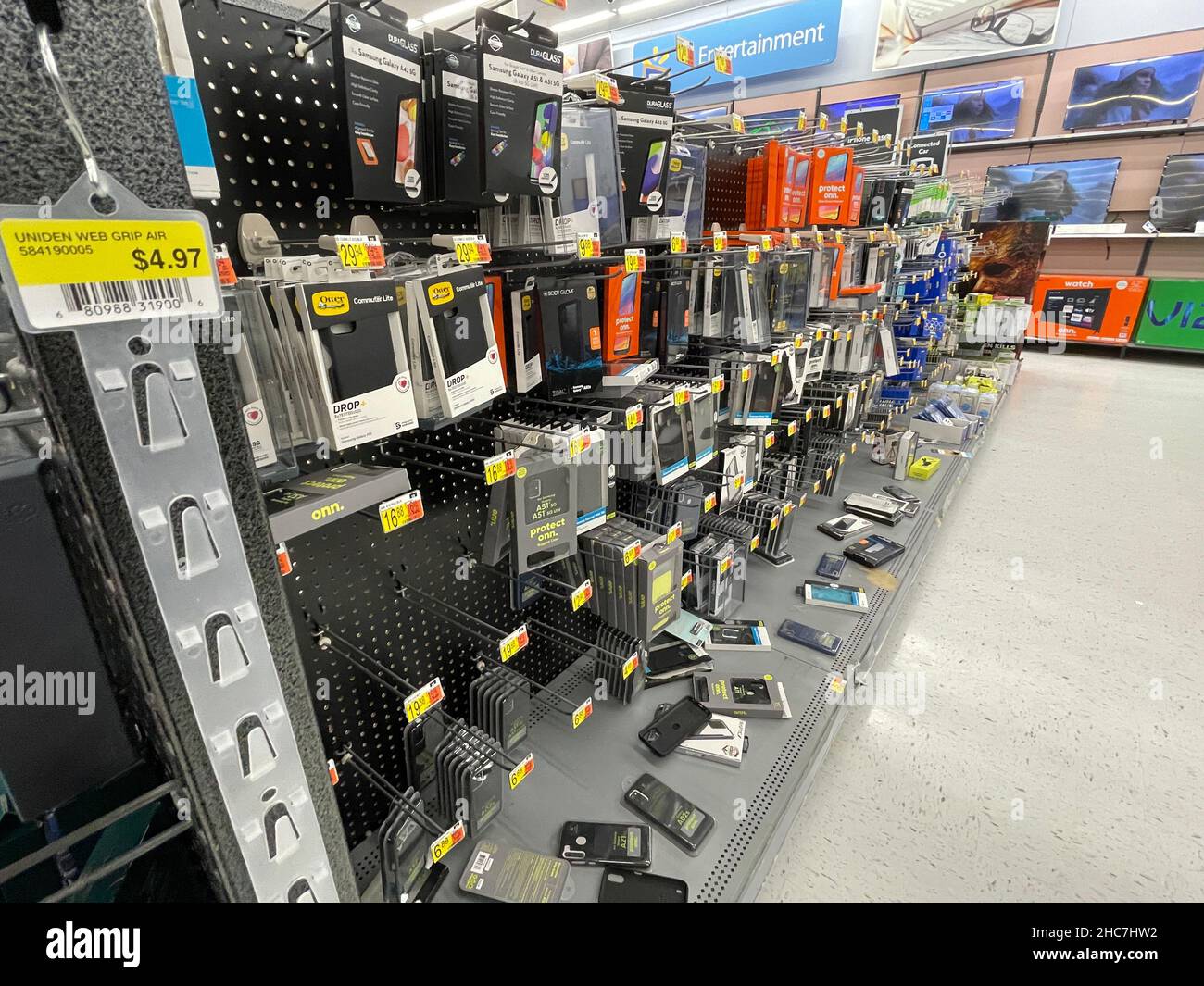 Augusta, Ga USA 12 24 21 Walmart retail grocery store interior