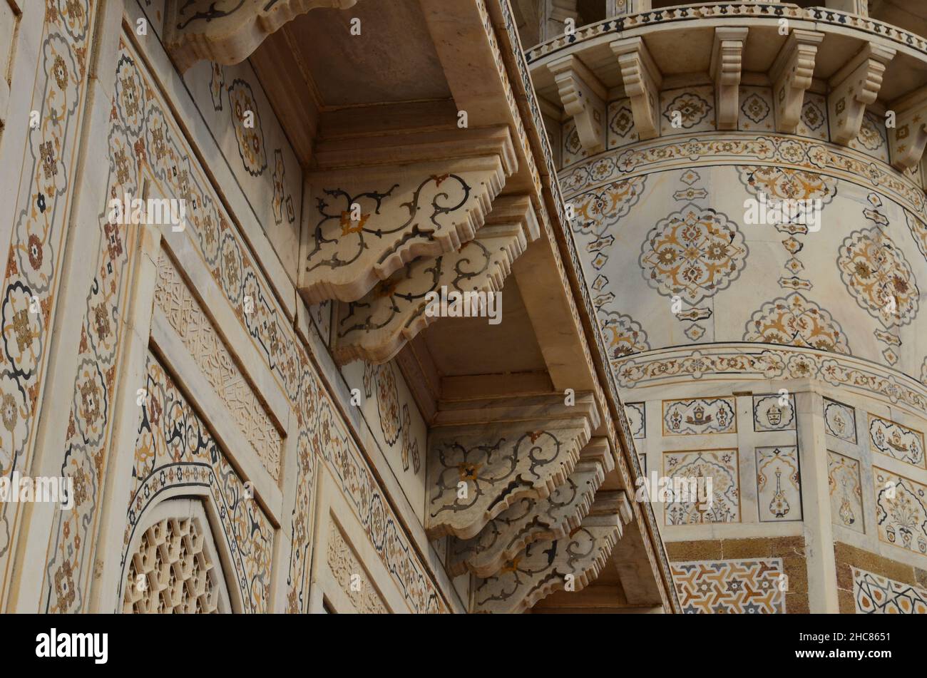 Detail of the Itmad-ud-Daula mausoleum in Agra Stock Photo