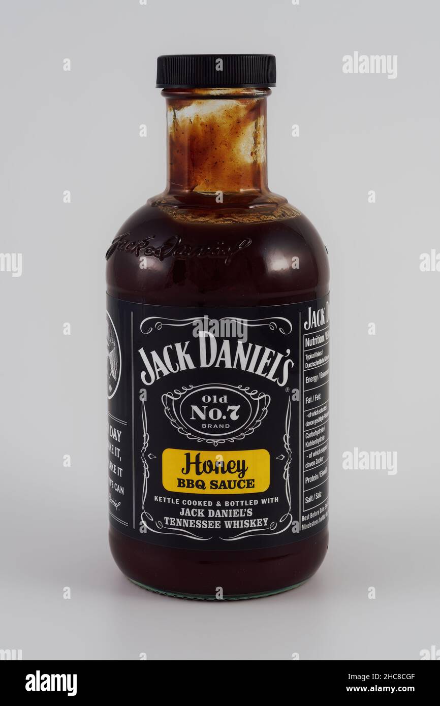 Tennessee Honey :: Behance, image size:866x1390