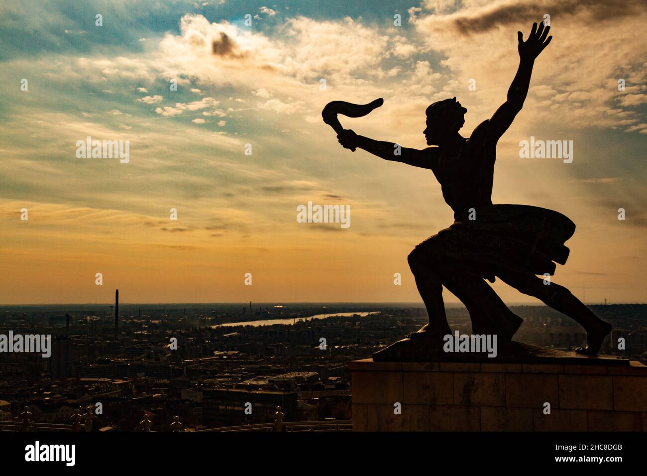 Freedom statue hi-res stock photography and images - Alamy