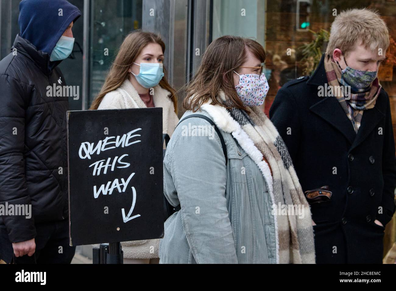Edinburgh Scotland, UK December 26 2021. Princes Street on Boxing Day during the pandemic. credit sst/alamy live news Stock Photo