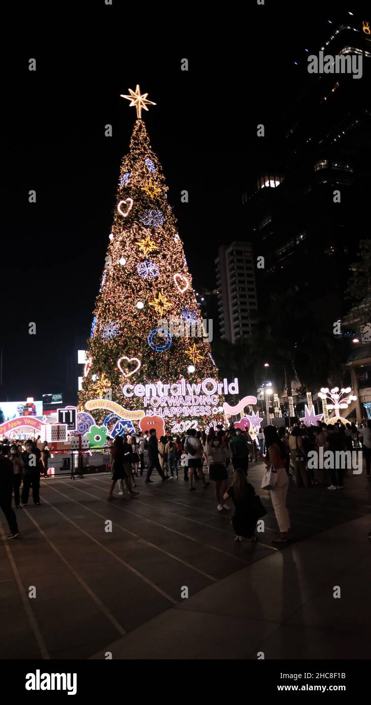 Christmas central world bangkok hi-res stock photography and images - Alamy