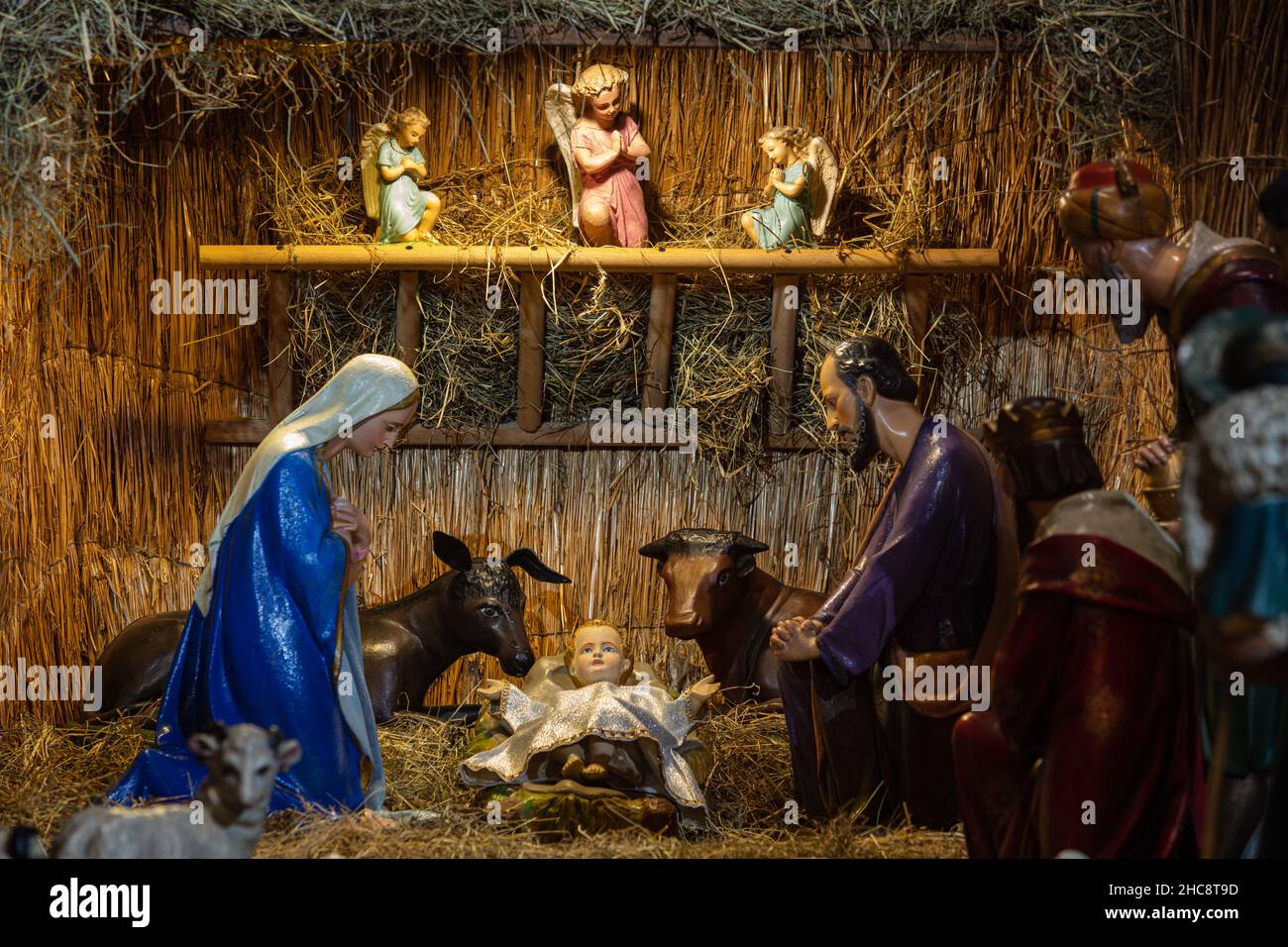 Virgin mary figure placed hi-res stock photography and images - Alamy