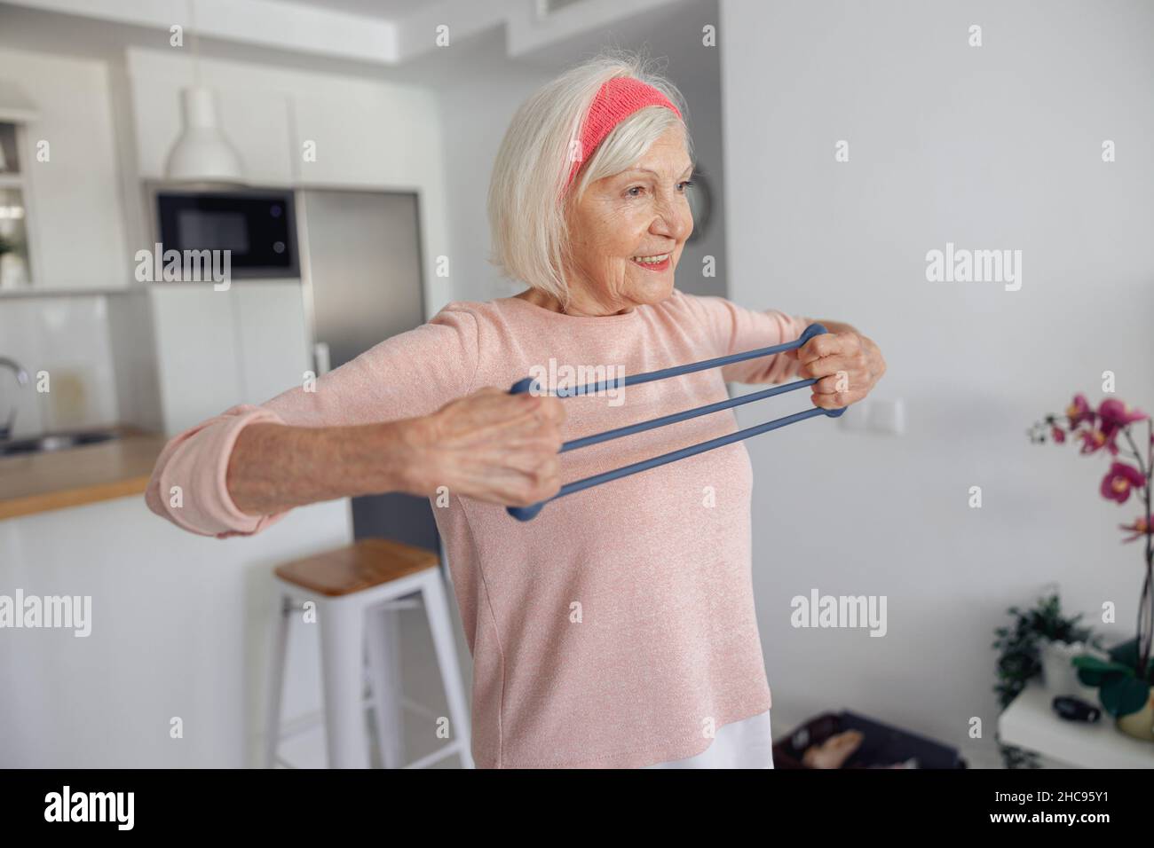 Resistance training elderly hires stock photography and images Alamy