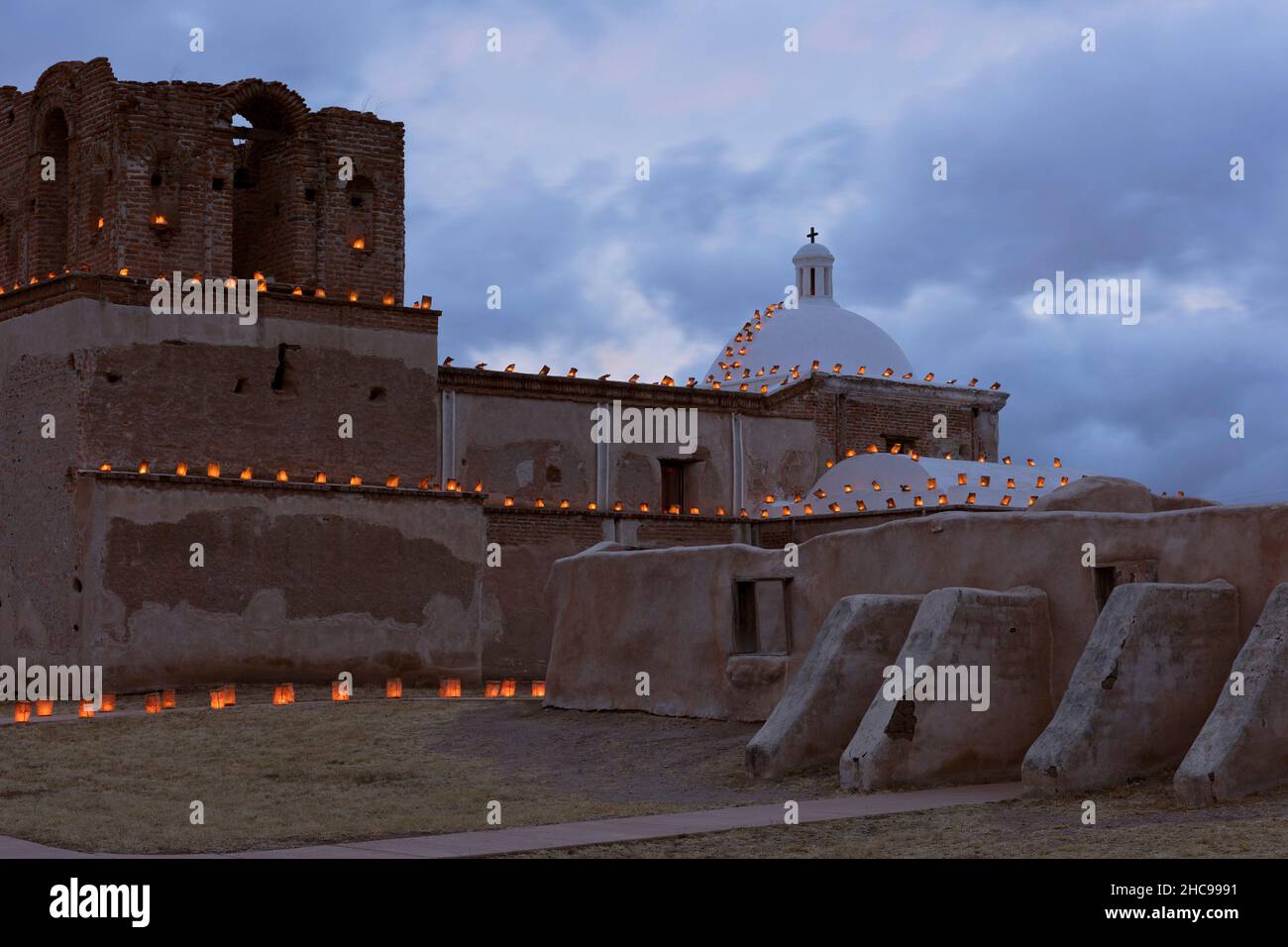 Christmas Eve at Tumacacori Mission Stock Photo Alamy