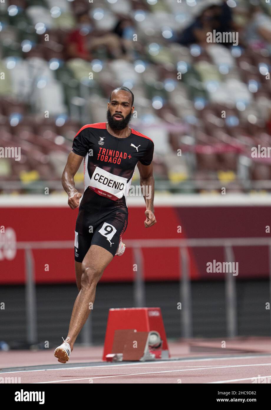 Machel Cedenio participating in the semifinal of the 400 meters of the
