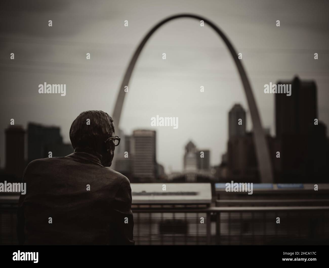 Gateway arch national park in st louis st louis hi-res stock ...