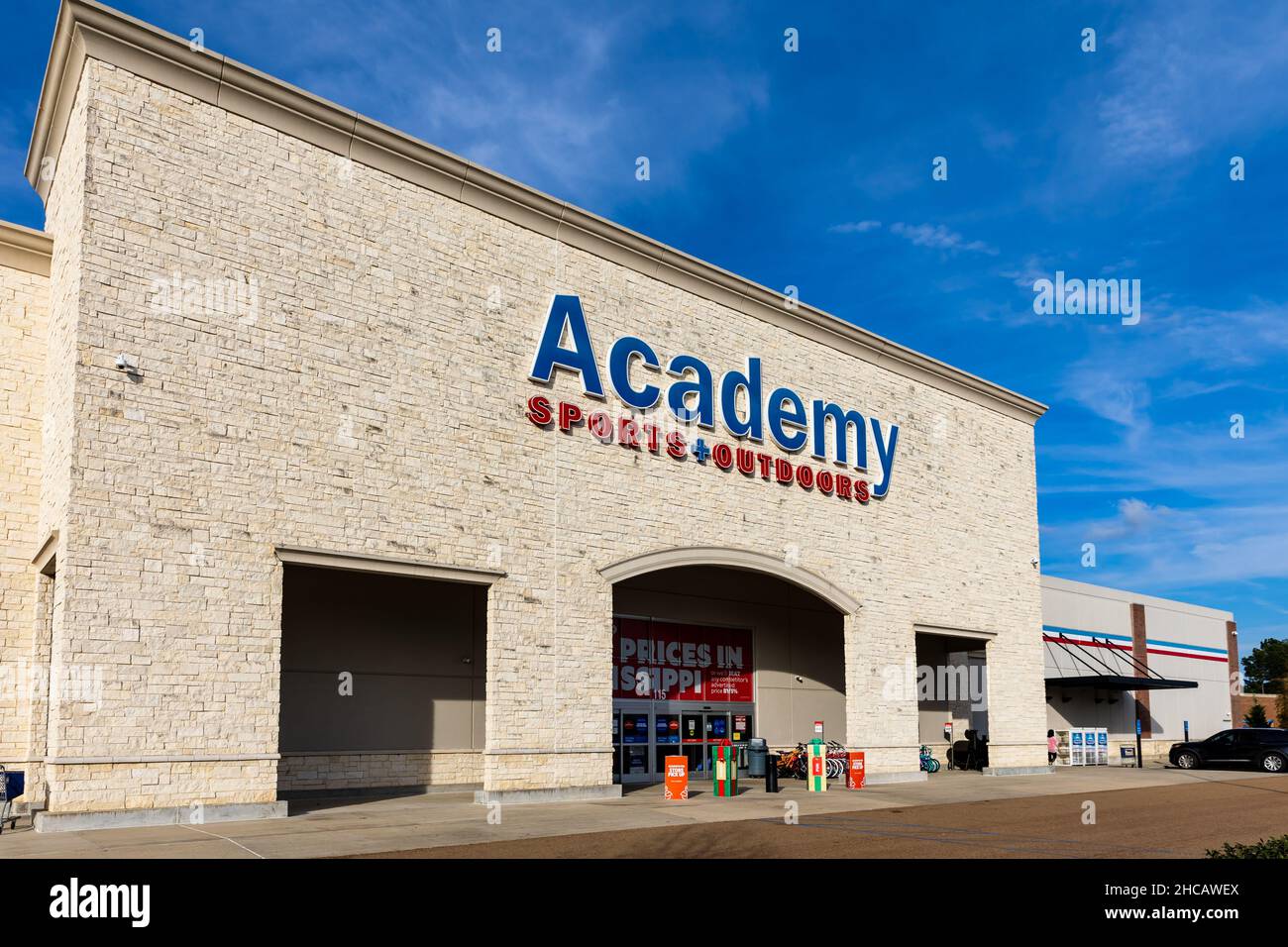 Flowood, MS - December 15, 2021: Academy Sports and Outdoors is a retailer  of sporting goods Stock Photo - Alamy