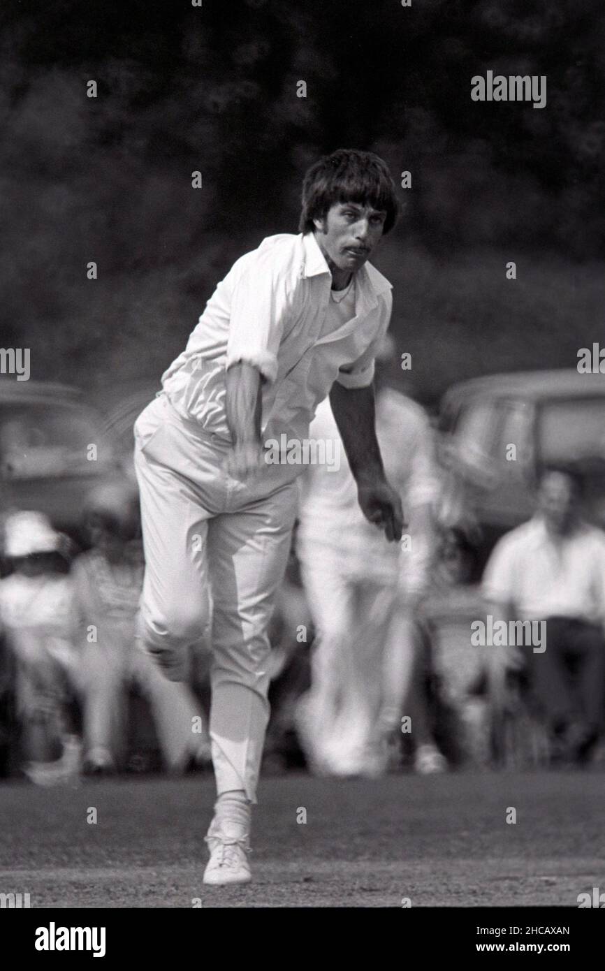 Peter Willey bowling for Northamptonshire, - Northamptonshire vs Worcestershire, John Player League (40 Overs, Sundays) Milton Keynes, N’hants,  England Date 11th June 1978 Stock Photo