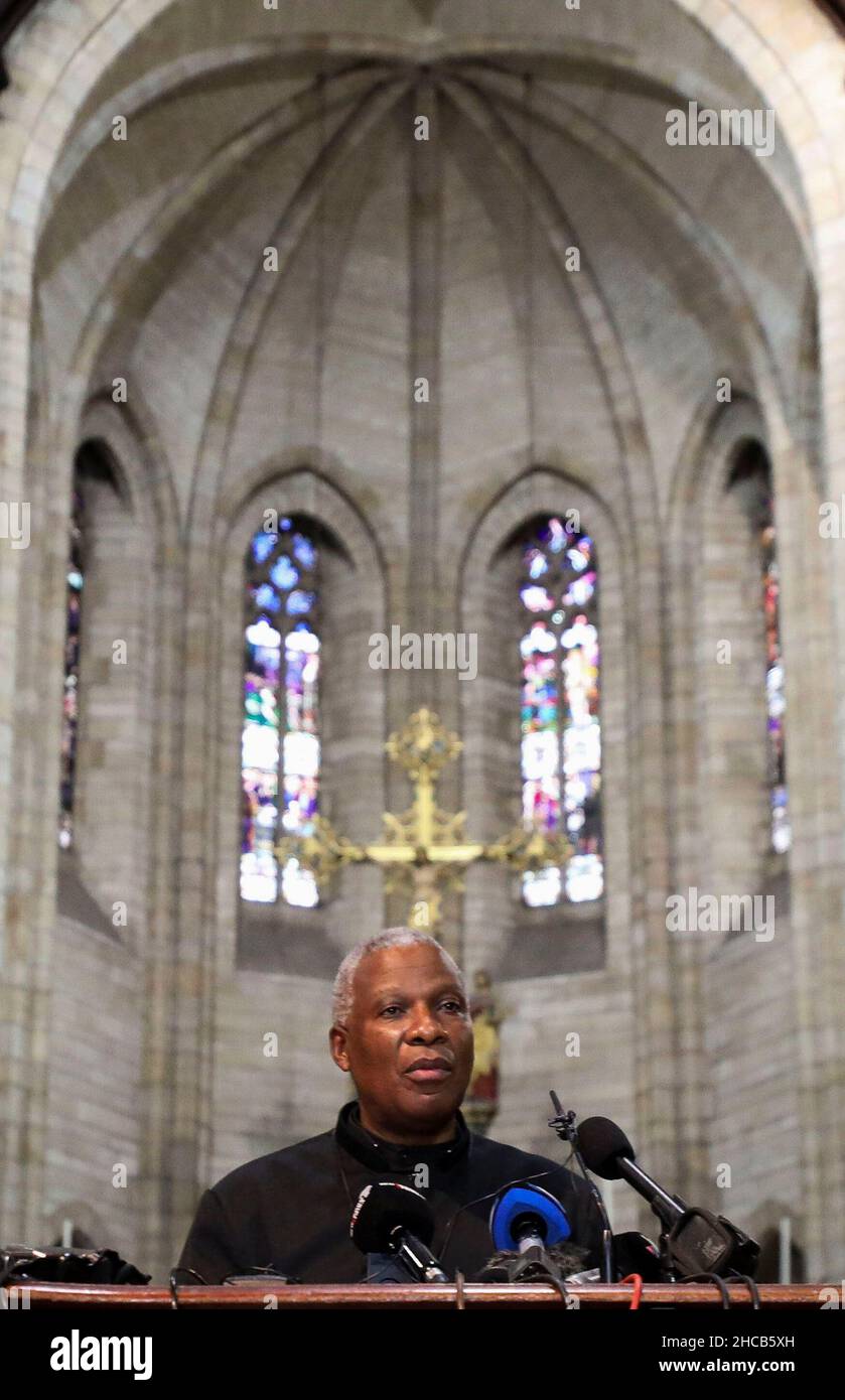 Archbishop of Cape Town Thabo Makgoba addresses a media briefing on funeral arrangements for late Archbishop Desmond Tutu, at St George's Cathedral in Cape Town, South Africa, December 27, 2021. REUTERS/Mike Hutchings Stock Photo