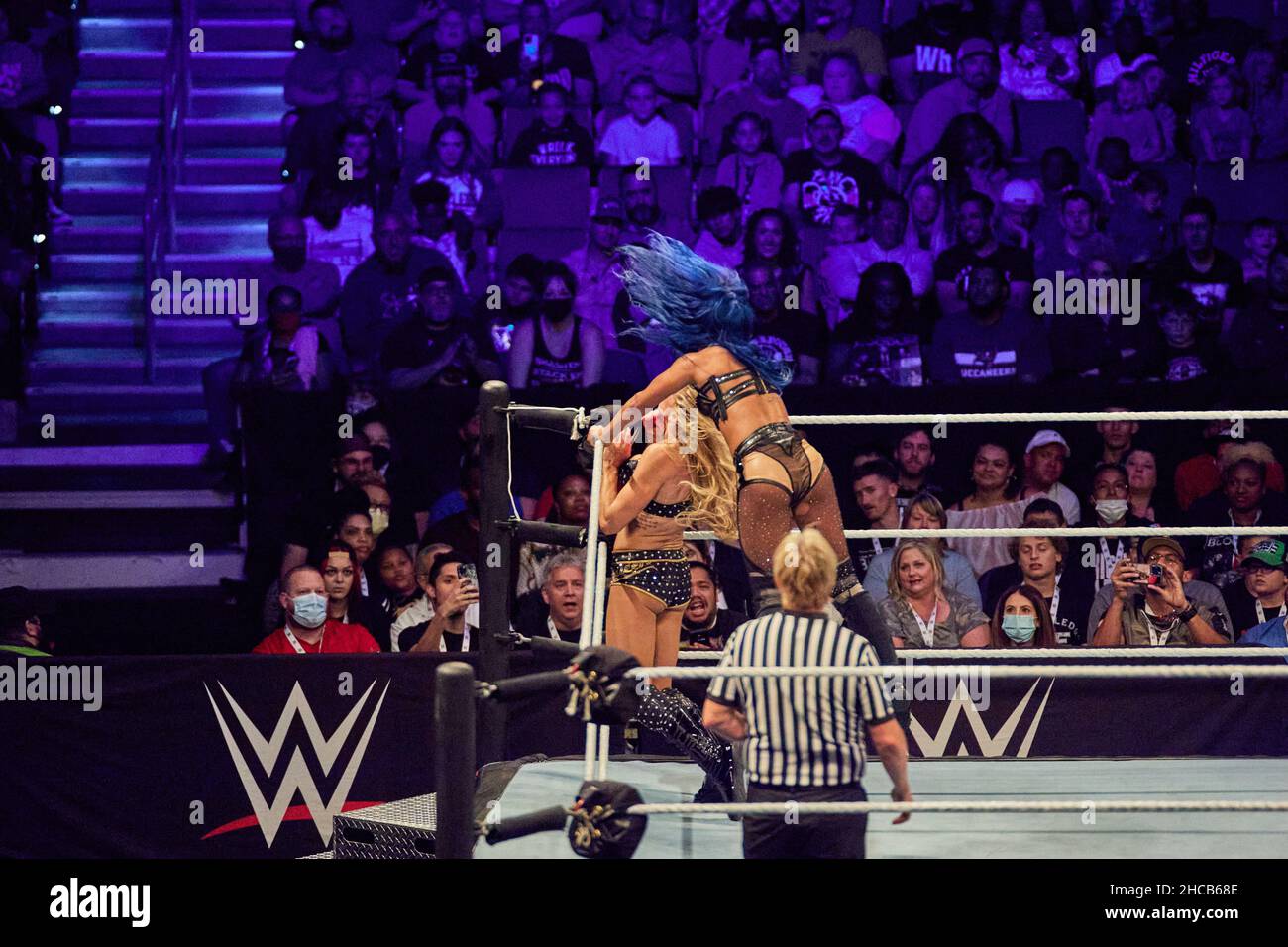 Tampa, Florida, USA. 26th Dec. 2021. Sasha Banks vs Charlotte Flair ...