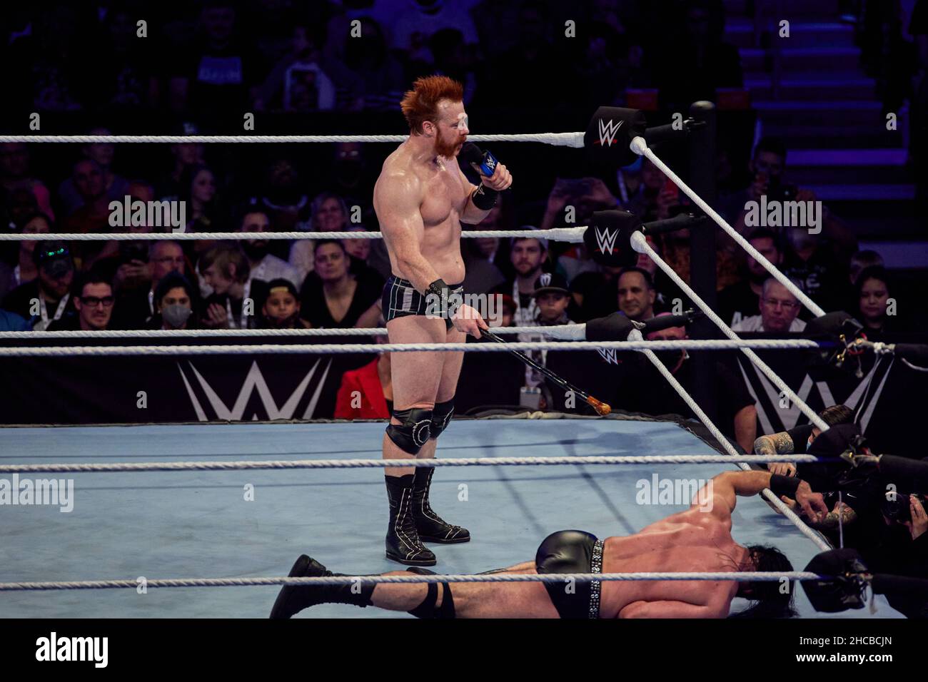 Tampa, Florida, USA. 26th Dec. 2021. Drew Mcintyre vs Sheamus vs The Usos during WWE fight at Amalie Arena. Credit: Yaroslav Sabitov/YES Market Media/Alamy Live News Stock Photo