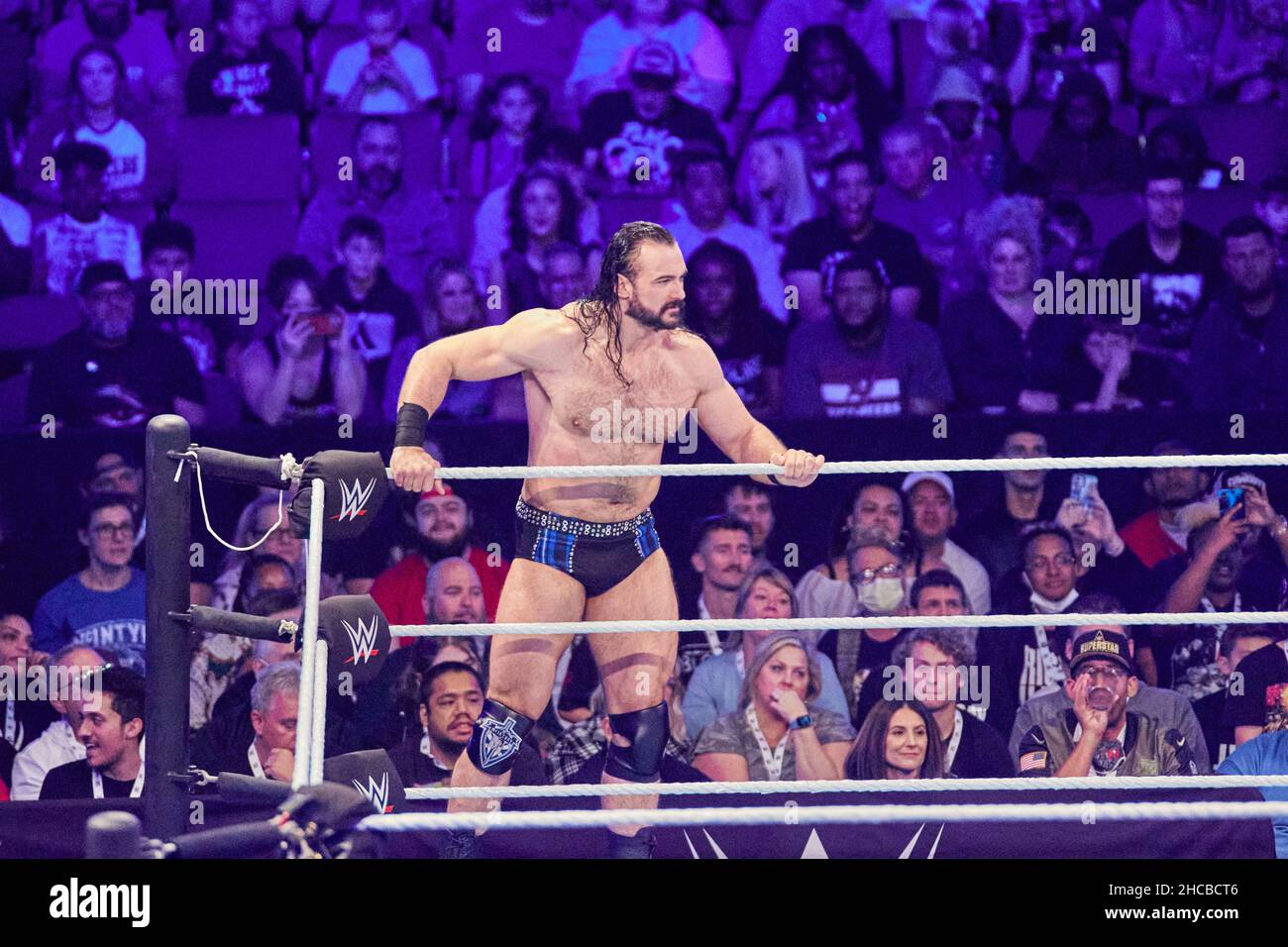 Tampa, Florida, USA. 26th Dec. 2021. Drew Mcintyre vs Sheamus vs The Usos during WWE fight at Amalie Arena. Credit: Yaroslav Sabitov/YES Market Media/Alamy Live News Stock Photo