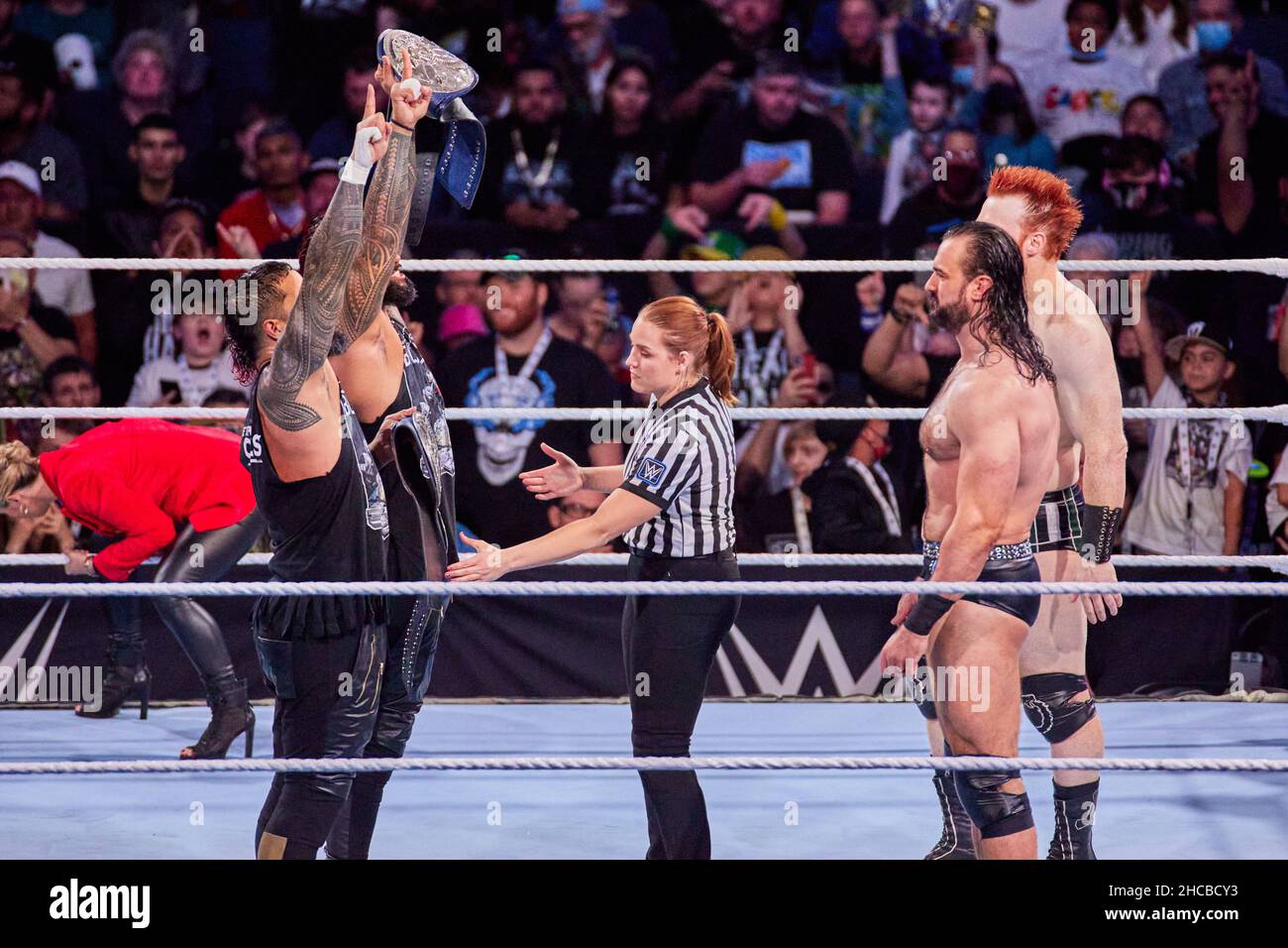 Tampa, Florida, USA. 26th Dec. 2021. Drew Mcintyre vs Sheamus vs The Usos during WWE fight at Amalie Arena. Credit: Yaroslav Sabitov/YES Market Media/Alamy Live News Stock Photo