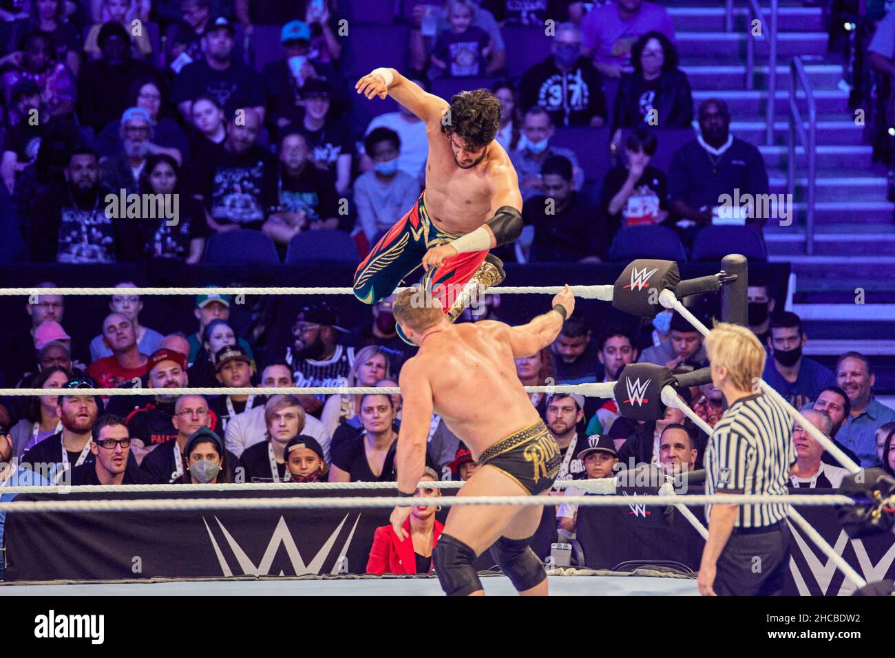 Tampa, Florida, USA. 26th Dec. 2021. Ridge Holland vs Mansoor during WWE fight at Amalie Arena. Credit: Yaroslav Sabitov/YES Market Media/Alamy Live News Stock Photo