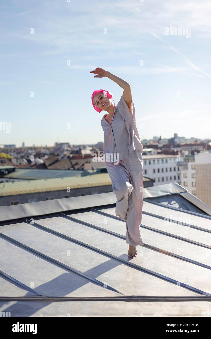 Mature woman barefoot dancing hi-res stock photography and images - Alamy