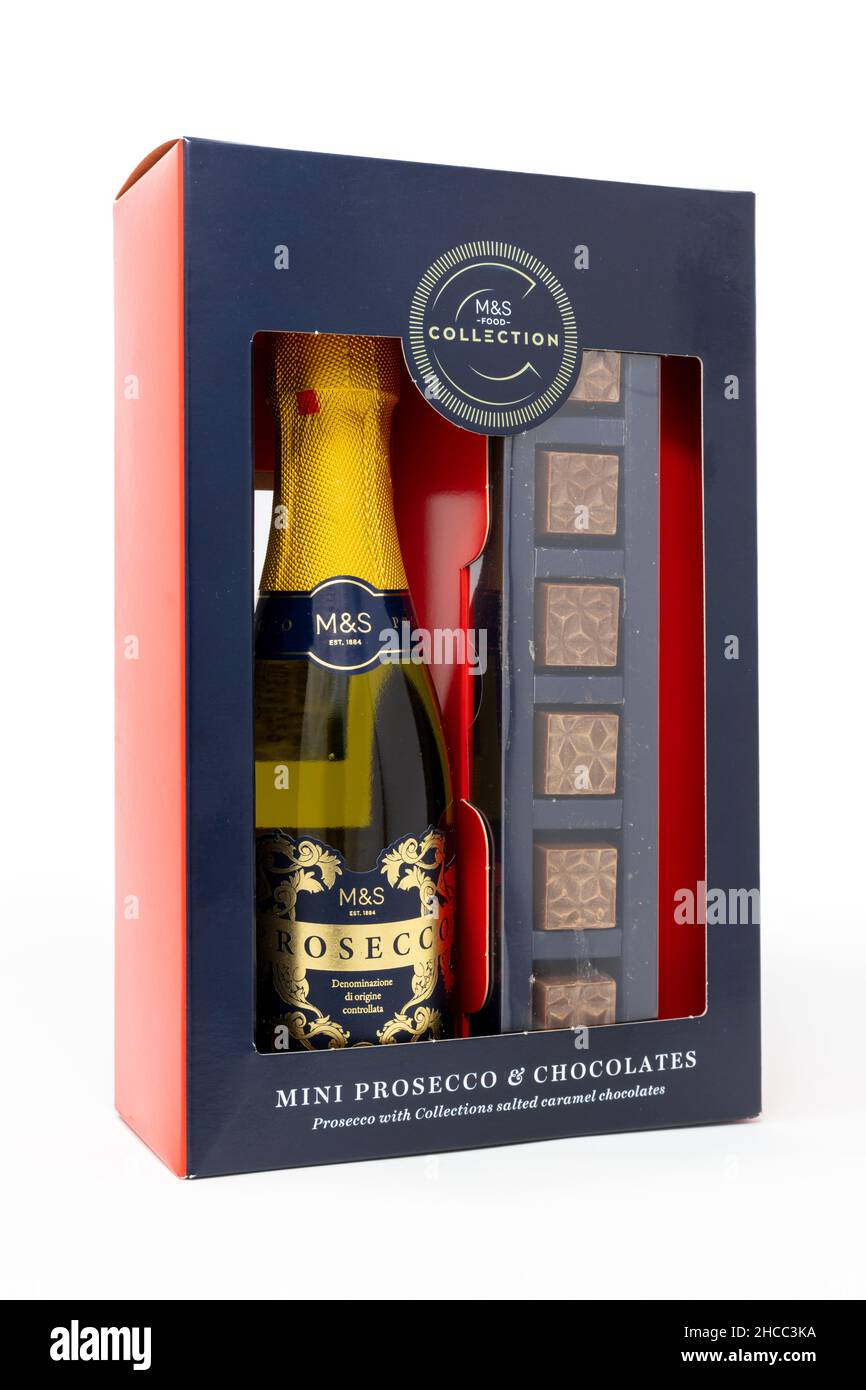 Marks & Spencer Prosecco & Salted Caramel Chocolates Stock Photo Alamy