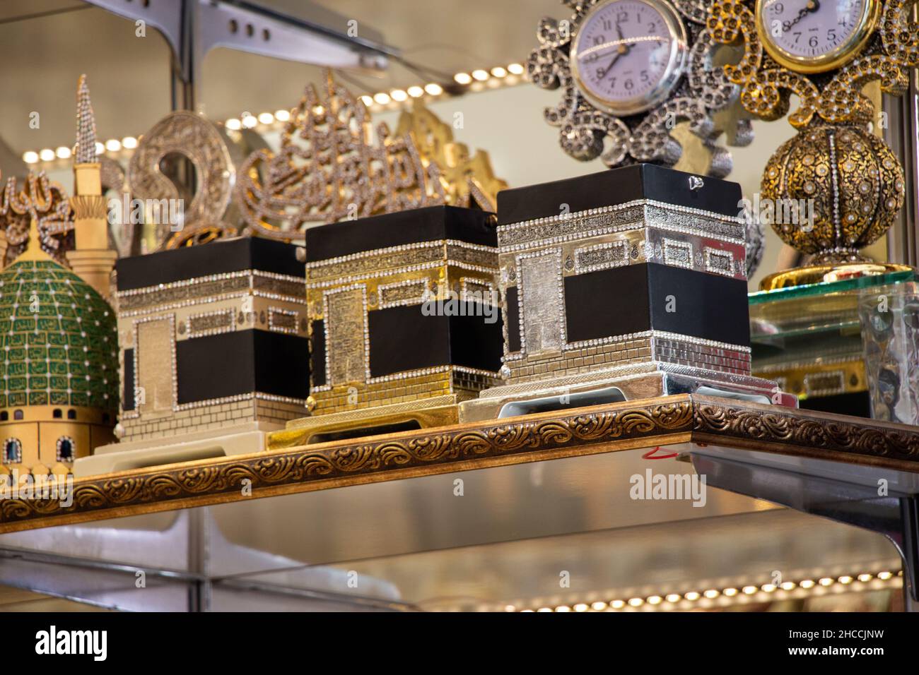 Kaaba quran souvenirs on the shelf in the shop Stock Photo Alamy