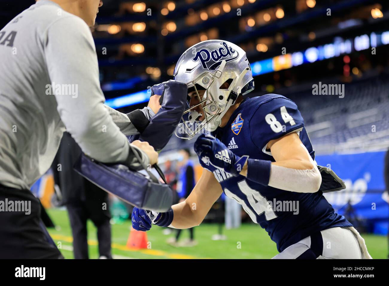 Detroit, Michigan, USA. 27th Dec, 2021. Nevada Wolf Pack wide receiver Jeremiah Gradowitz (84