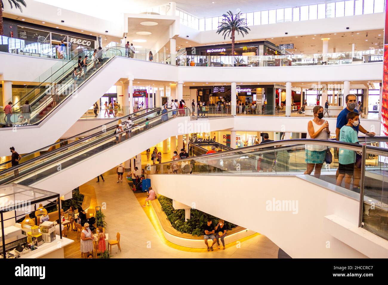 Valencia, Spain; 6th july 2021: El Saler Shopping Center Gallery. People took shelter inside the malls due to the high temperatures outside. Stock Photo