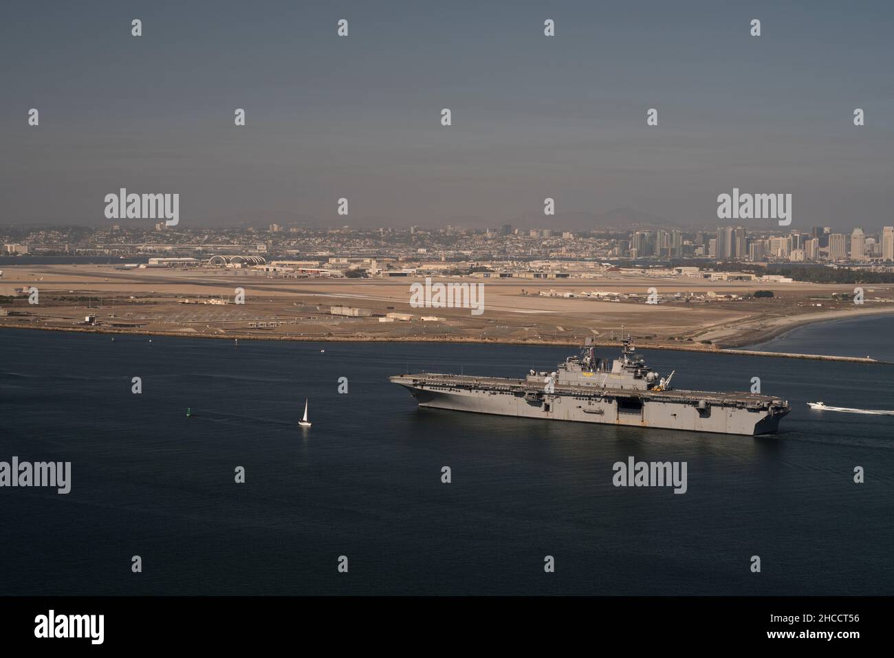 USS Tripoli (LHA7 Stock Photo Alamy